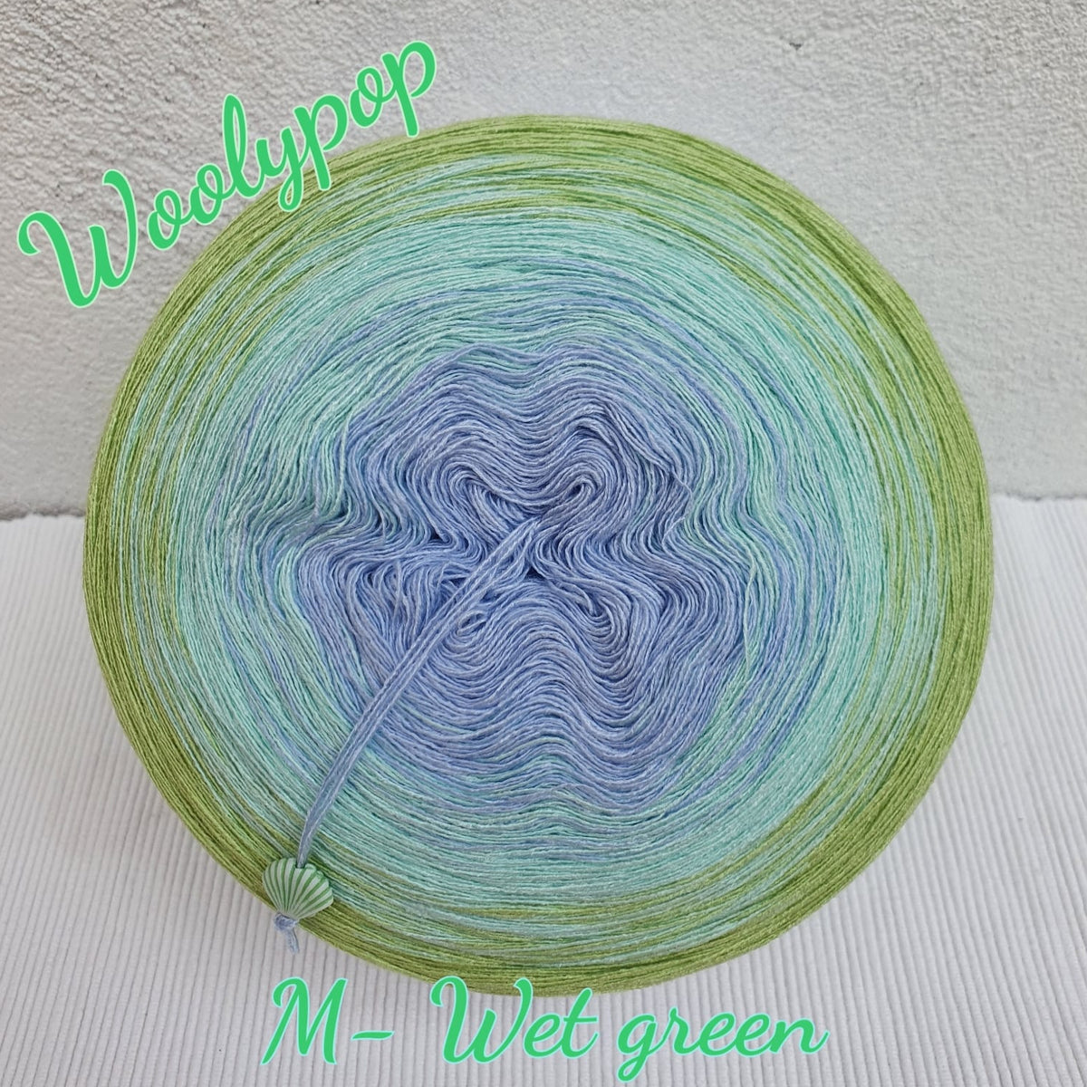 M - Wet green